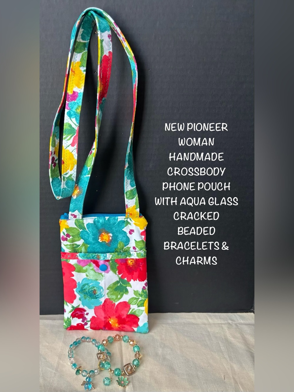 COUNTRY PIONEER WOMAN HANDMADE CROSSBODY PHONE POUCH W/2PC AQUA GLASS BRACELETS